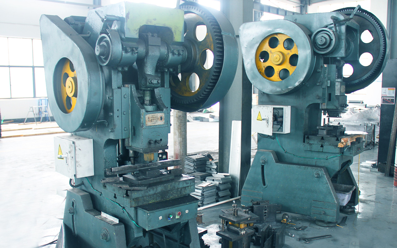 ѹ�������豸